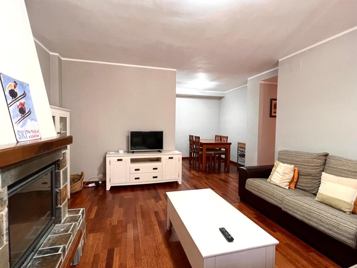 Apartamento Raval - L'Amfitriona Rialp Exteriör bild